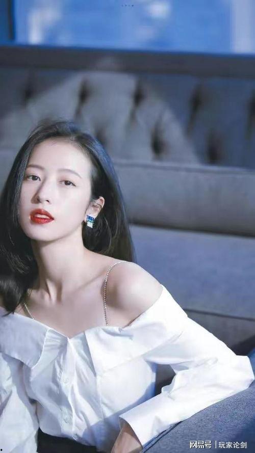 娱乐吃瓜君周雨彤